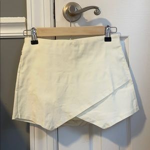 Ivory skort